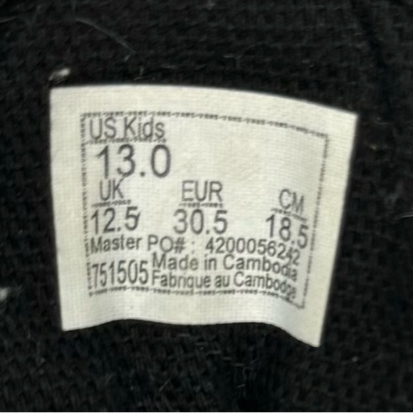 Pink and black Vans Old Skool trainers with velcro straps. Kids size 13 - Picture 7 of 7